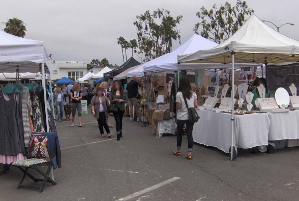 Attendees at Long Beach Patchwork Show tents