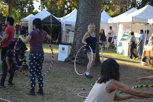 Jennifer Jensen teaches hooping class in Pasadena's Central Park