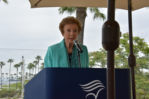 Former Long Beach Mayor Beverly O'Neill speaks at Aquarium of the Pacific lectern