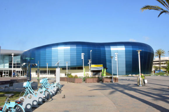 Aquarium of the Pacific's blue glass main building